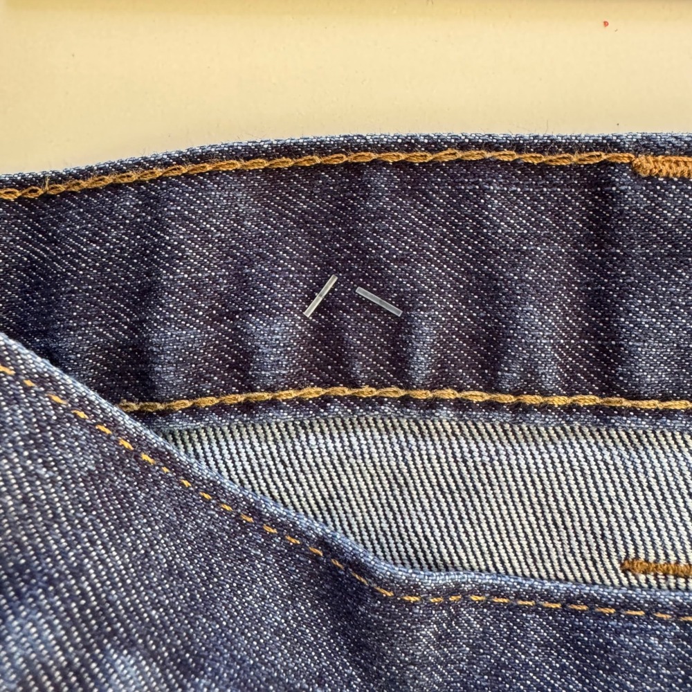 Carhartt Relaxed Fit Jeans Women 12R Dark Wash NWOT Durable Cotton Blend Denim - Picture 8 of 12